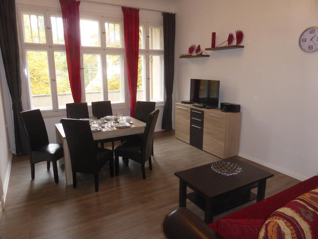Apartments Dahlie & Nelke Berlín Habitación foto